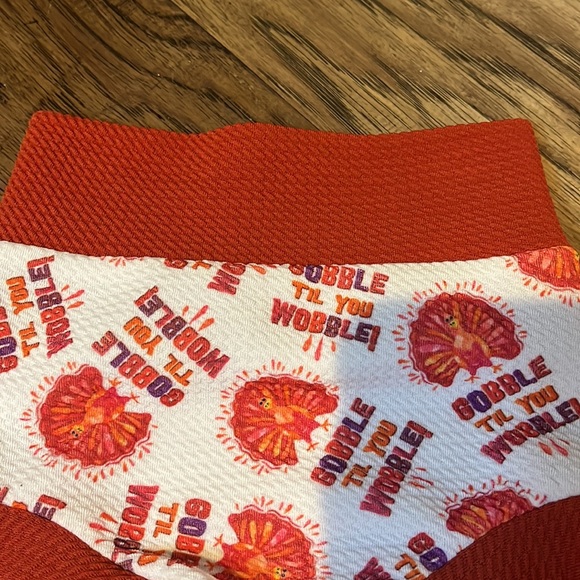 Thanksgiving “Gobble till you Wobble” bloomers size 6M - Picture 5 of 7
